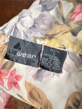 Lizwear Petite Floral Distressed Button Up